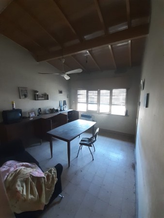 VENTA DE LOTE EN SAN MIGUEL CON CASA A REFACCIONAR