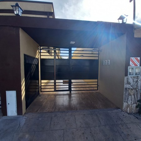 VENTA DE DUPLEX EN BELLA VISTA