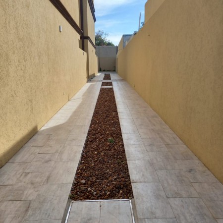 VENTA DE DUPLEX EN BELLA VISTA