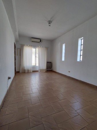VENTA DE CASA EN BELLA VISTA