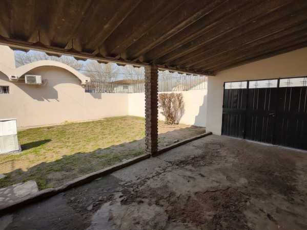 VENTA DE CASA EN BELLA VISTA