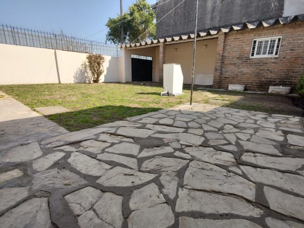 VENTA DE CASA EN BELLA VISTA