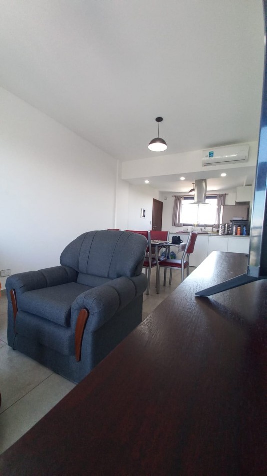 VENTA DEPARTAMENTO DE CATEGORIA TRES AMBIENTES CON COCHERA SAN MIGUEL