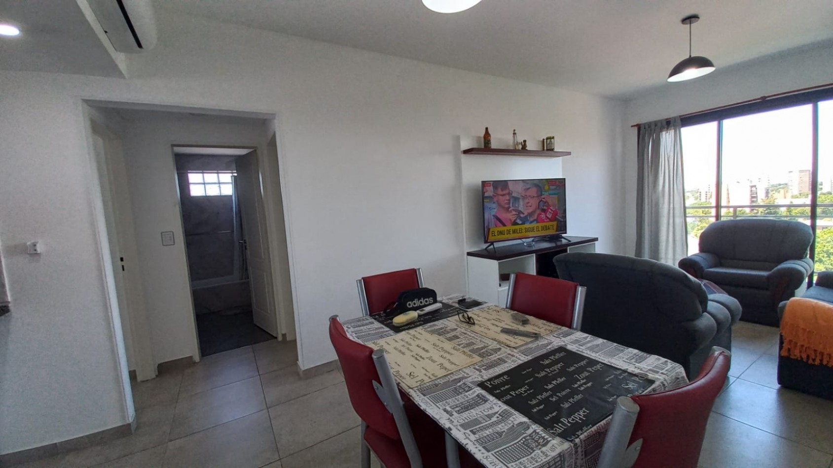 VENTA DEPARTAMENTO DE CATEGORIA TRES AMBIENTES CON COCHERA SAN MIGUEL