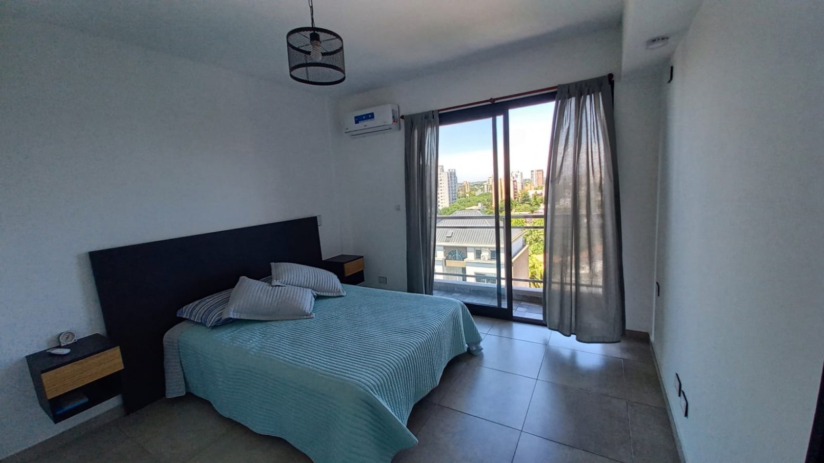 VENTA DEPARTAMENTO DE CATEGORIA TRES AMBIENTES CON COCHERA SAN MIGUEL