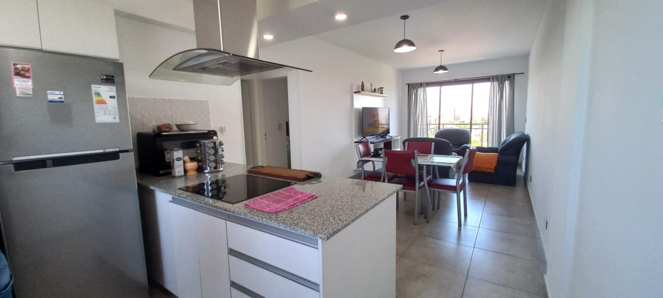 VENTA DEPARTAMENTO DE CATEGORIA TRES AMBIENTES CON COCHERA SAN MIGUEL