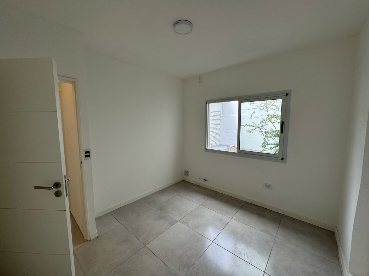 CASA REFACCIONADA A NUEVA EN VENTA EN BELLA VISTA