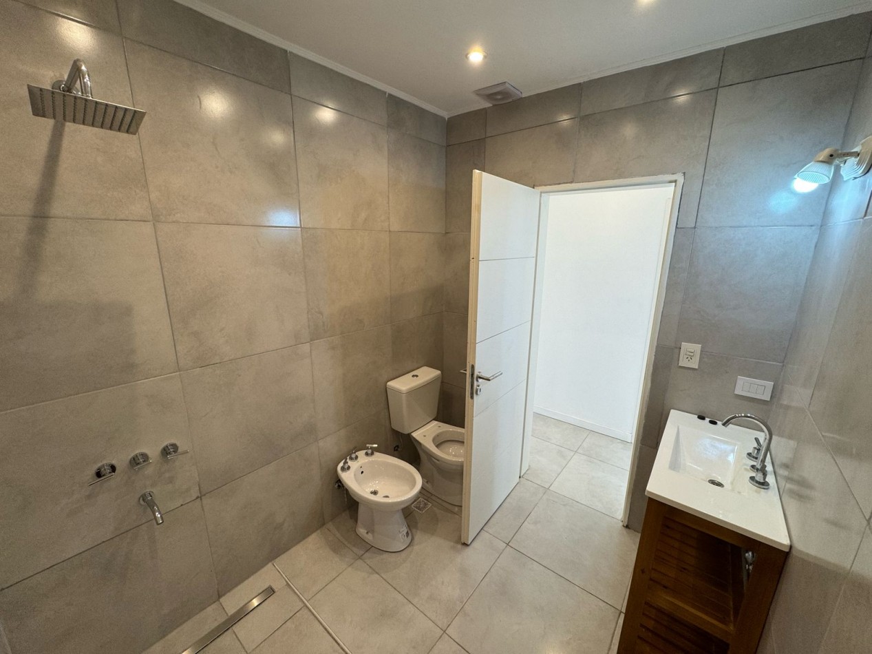 CASA REFACCIONADA A NUEVA EN VENTA EN BELLA VISTA