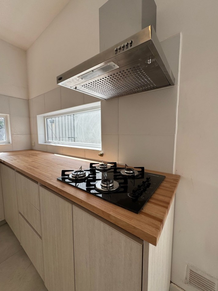 CASA REFACCIONADA A NUEVA EN VENTA EN BELLA VISTA