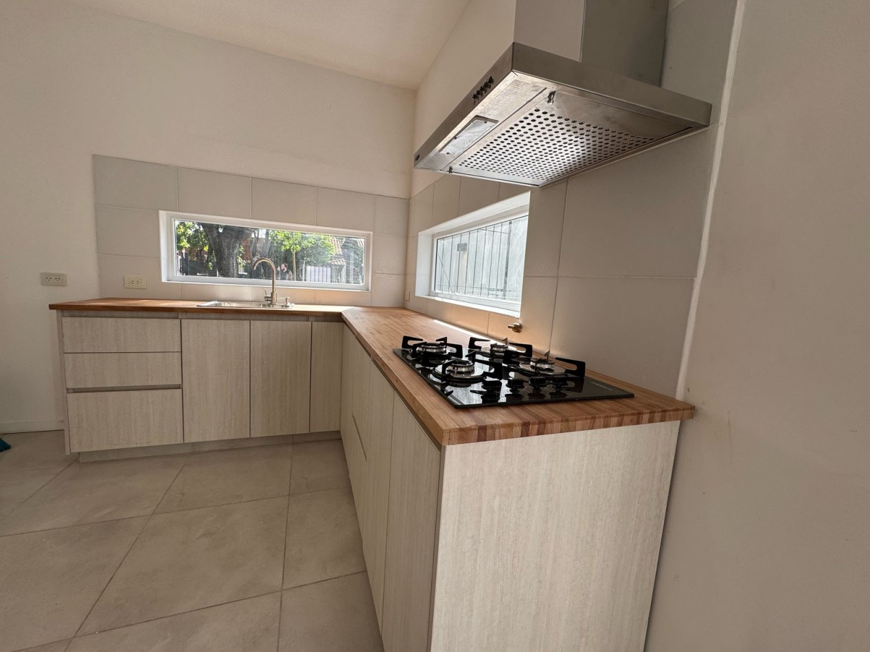 CASA REFACCIONADA A NUEVA EN VENTA EN BELLA VISTA