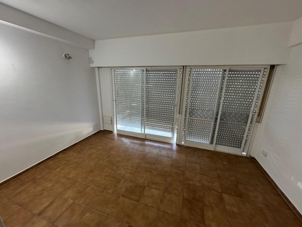 DEPARTAMENTO 2 AMBIENTES U.F 14 EN VENTA EN COMPLEJO!!