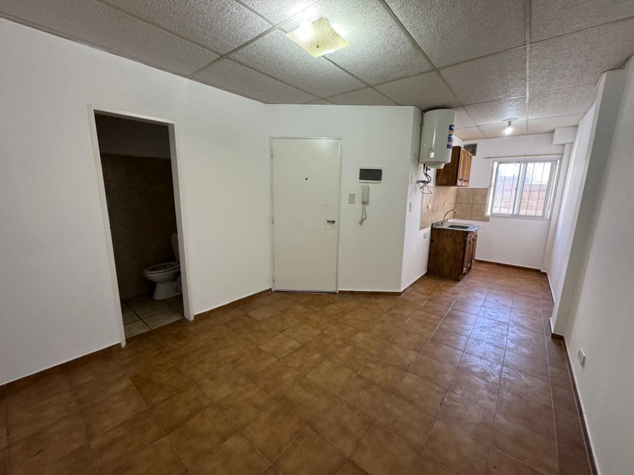 DEPARTAMENTO 2 AMBIENTES U.F 14 EN VENTA EN COMPLEJO!!