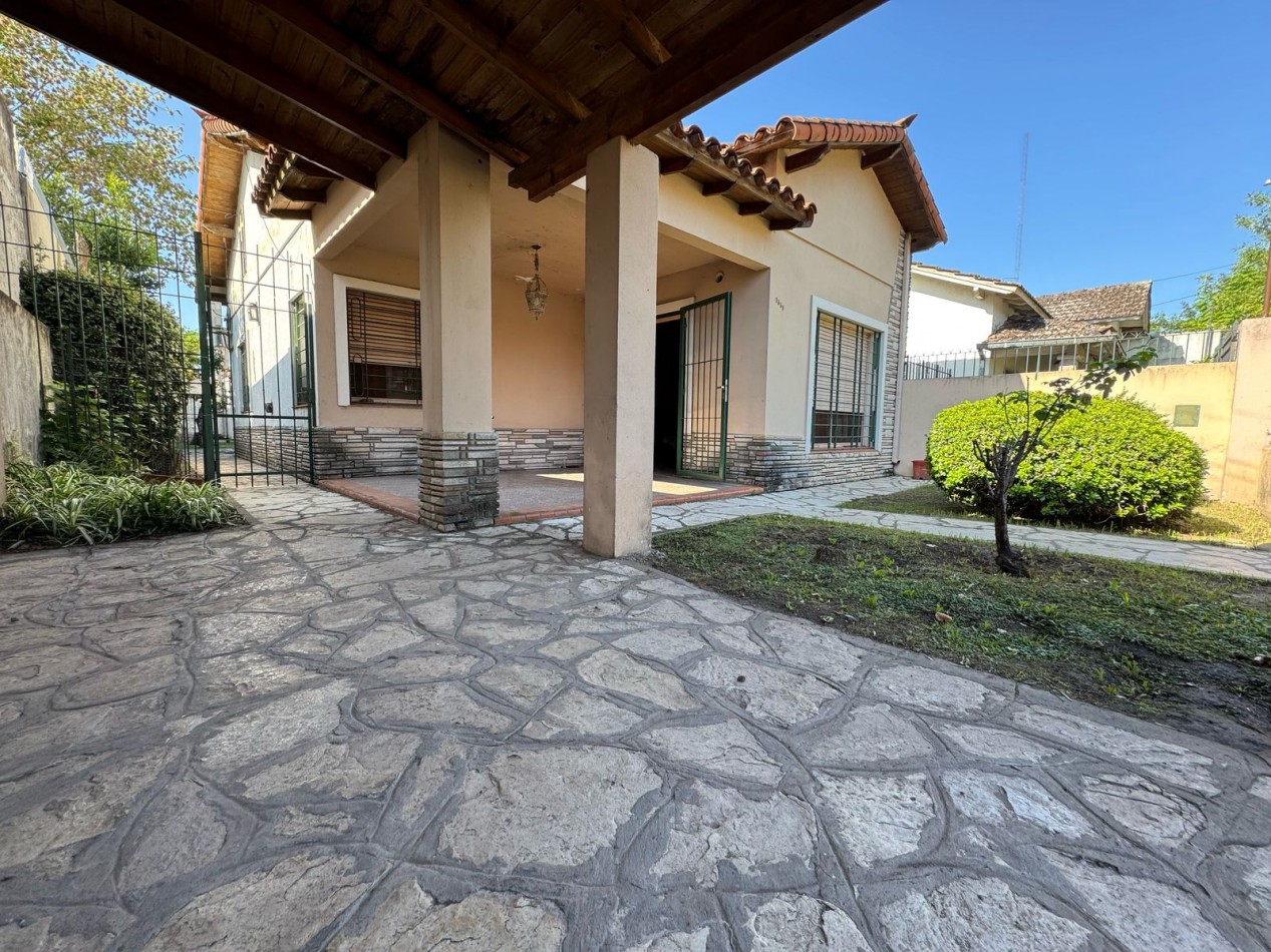 2 CASAS EN VENTA EN BELLA VISTA!!
