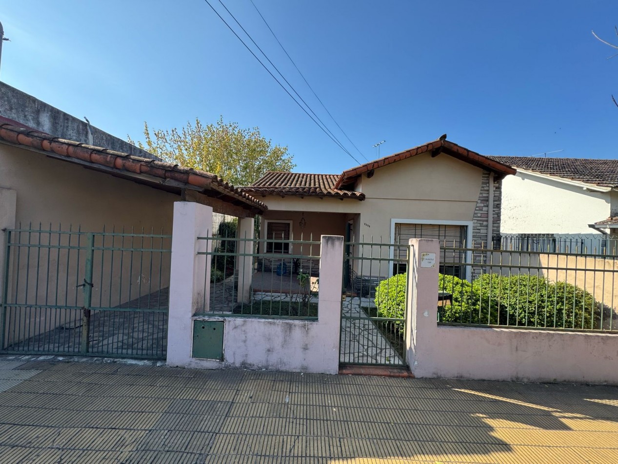 2 CASAS EN VENTA EN BELLA VISTA!!