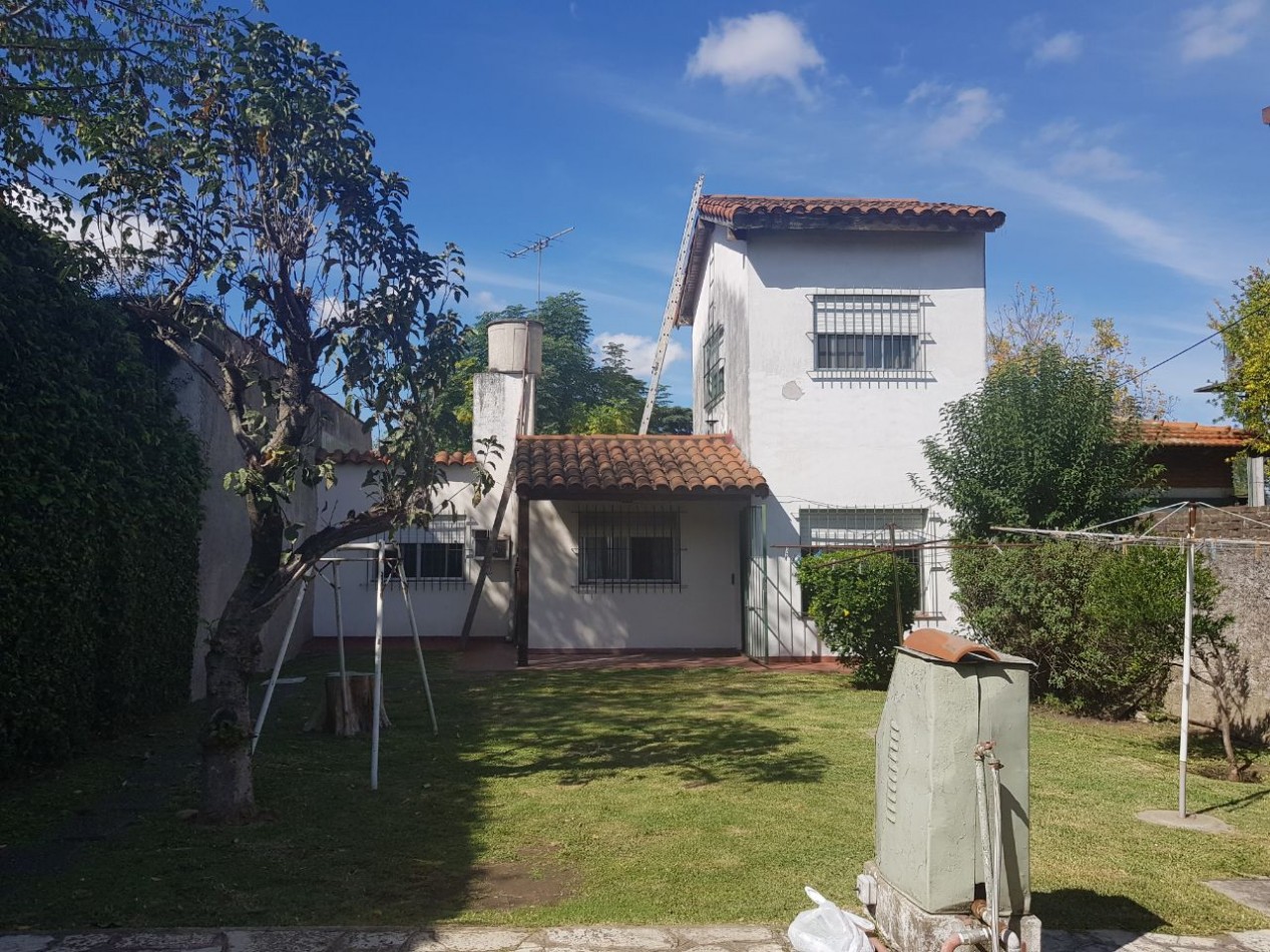 2 CASAS EN VENTA EN BELLA VISTA!!