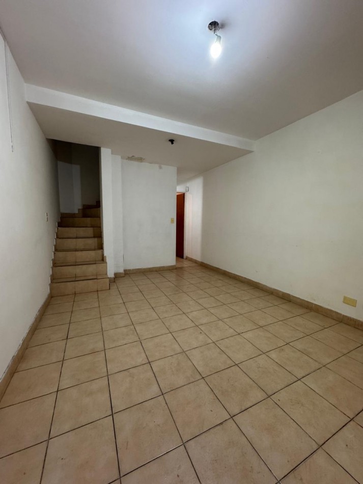DUPLEX EN ALQUILER EN BELLA VISTA