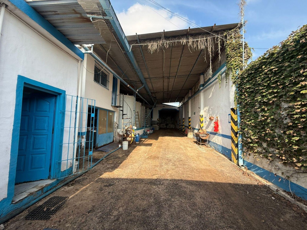 LOTE CON GALPON EN VENTA EN SAN MIGUEL