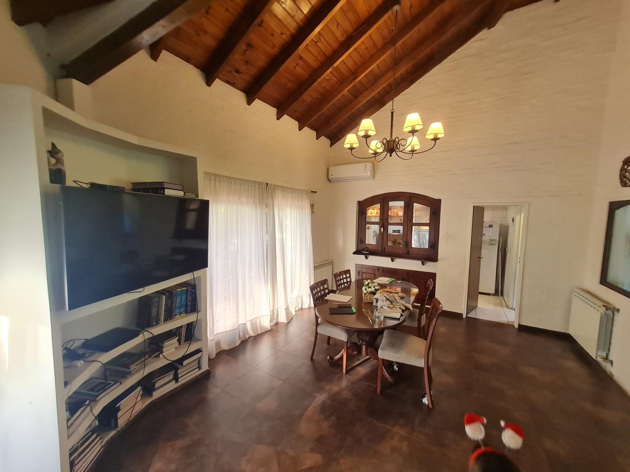 CASA EN VENTA EN PILAR