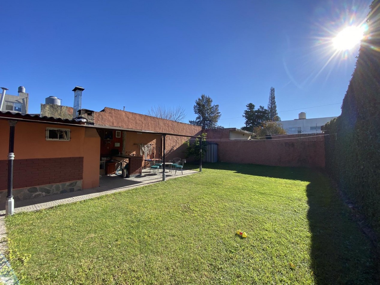 CASA EN VENTA EN BELLA VISTA