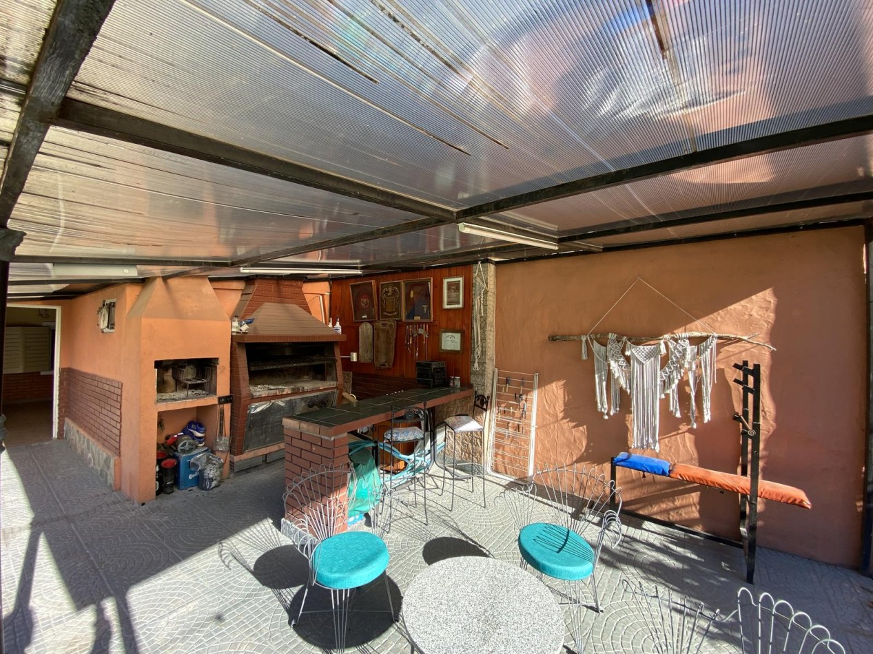 CASA EN VENTA EN BELLA VISTA