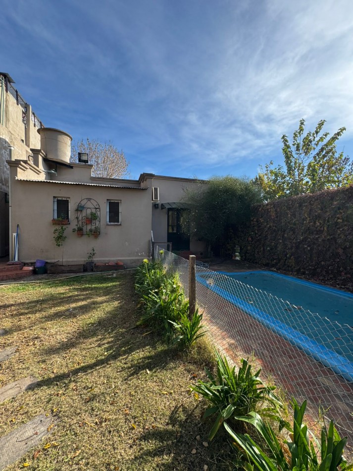 CASA EN VENTA EN BELLA VISTA!!